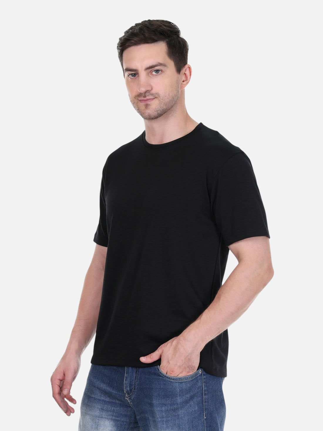 Model wearing an enaay.com black solid cotton round neck t-shirt with half sleeves and a regular fit.