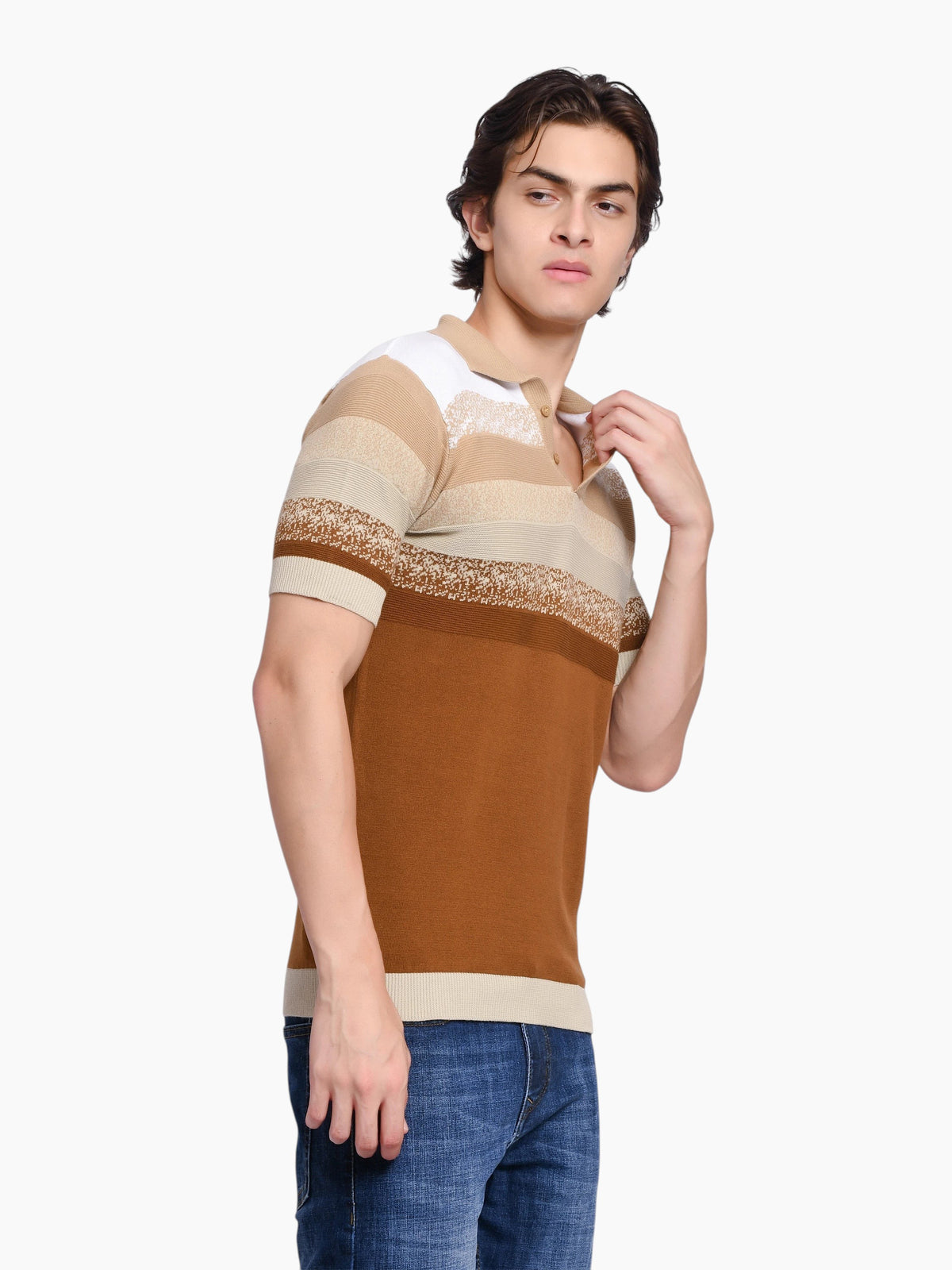 Model wearing an enaay.com men's striped knit polo shirt with brown, beige, and white horizontal color block design.
